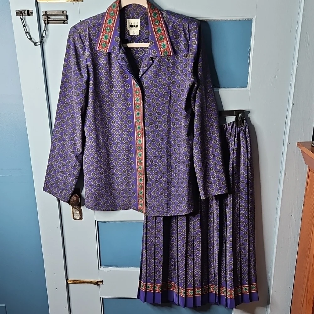 Leslie Fay Vintage Paisley Purple Pleated Skirt And Blouse Set 10